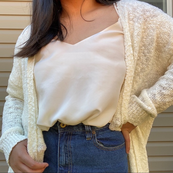 H&M Off Shoulder Cream Blouse - Picture 2 of 5